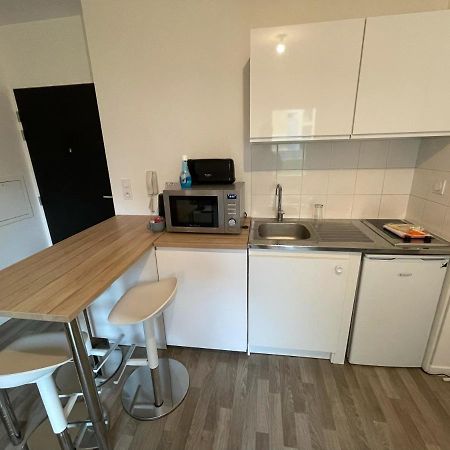 Gredi, Appt Avec Parking Et Terrasse A Caen Διαμέρισμα Εξωτερικό φωτογραφία