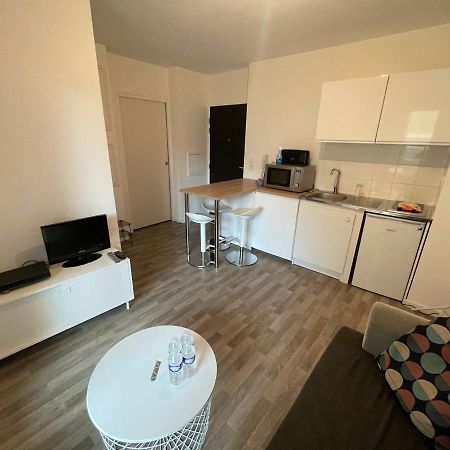 Gredi, Appt Avec Parking Et Terrasse A Caen Διαμέρισμα Εξωτερικό φωτογραφία